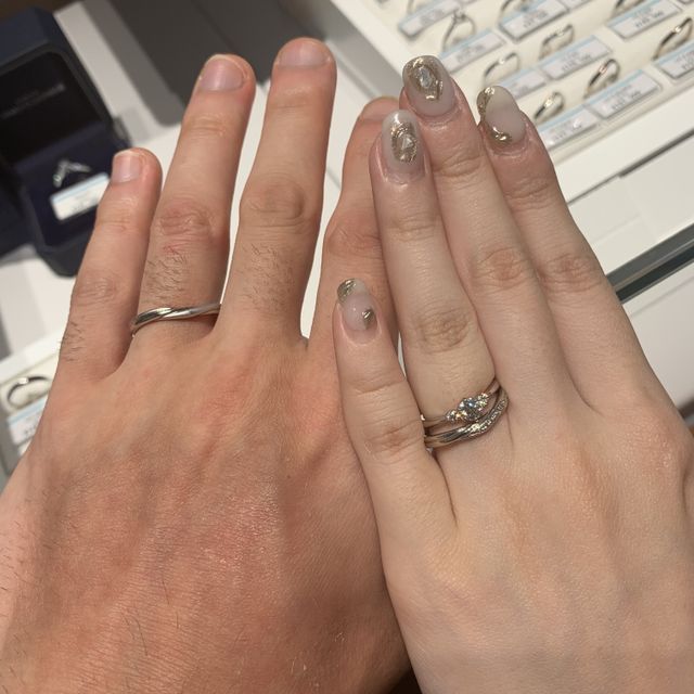 【銀座ダイヤモンドシライシの口コミ】 良いデザインがあれば婚約指輪と違うメーカーでもいいと思っていましたが…
