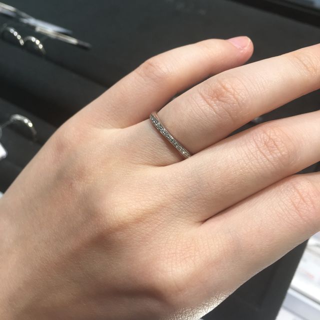 【GALA JEWELRY(ガラジュエリー)の口コミ】 ハーフエタニティを検討しており、かつブランドのものに特にこだわりがな…