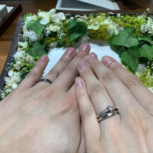 【SORA(ソラ)の口コミ】 金属アレルギーの夫がつけられる指輪を探していて、タンタルという金属の…