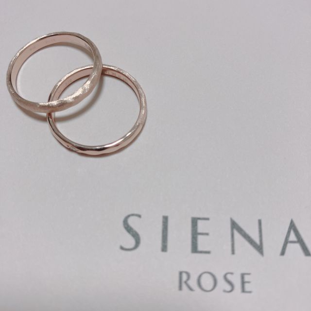 【SIENAROSE(シエナロゼ)の口コミ】 ダイヤを1粒入れたい、でも日常で気を使いすぎない、いつも着けていられる…