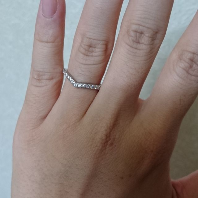 【アイプリモ(I-PRIMO)の口コミ】 主人が男性用リングのデザインを気に入って購入しました。ペアリングです…