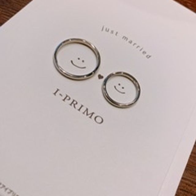 【アイプリモ(I-PRIMO)の口コミ】 指輪のデザインと価格を重視しました。
指がデカく、サンプルは小指にしか…