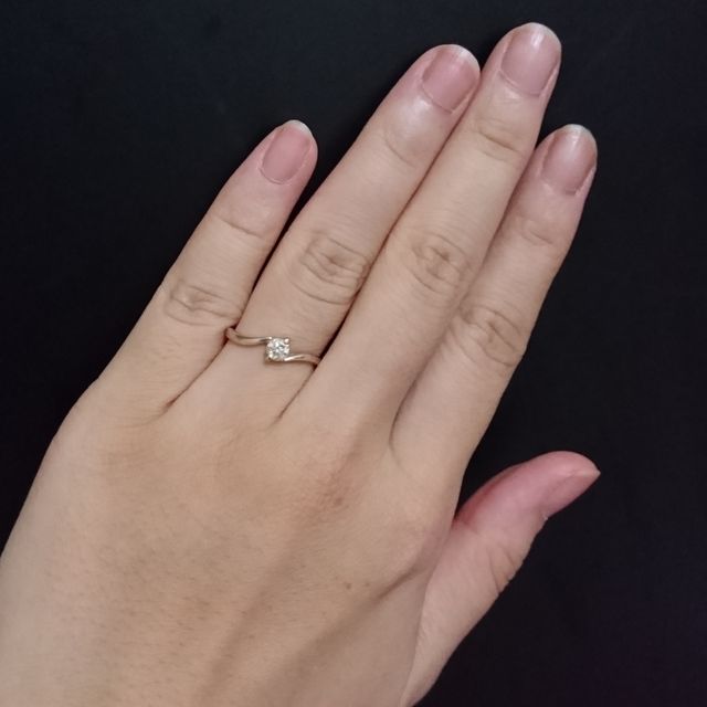 【じゅわいよ・くちゅーる・マキの口コミ】 指がきれいに見えるところがお気に入りです。どちらかというと指は太いし…