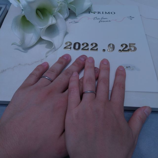 【アイプリモ(I-PRIMO)の口コミ】 デザインはシンプルで波打つタイプにしました。間接など引っかかることは…