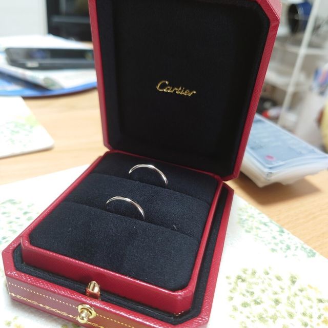 【カルティエ(Cartier)の口コミ】 元々シンプルなデザインを探していました。あとはプラチナであることと、…