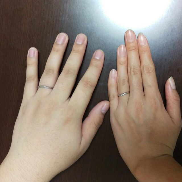 【Ginza Rim(銀座リム)の口コミ】 結婚指輪は、一生身に着ける指輪ということで、シンプルな中にも愛着の持…