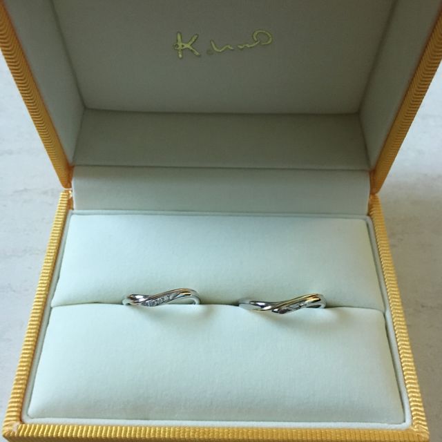 【ケイウノ ブライダル(K.UNO BRIDAL)の口コミ】 絶対プラチナが良くて、プラチナの商品しか見ていなかったが、このデザイ…