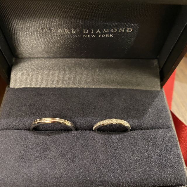 【ラザール ダイヤモンド(LAZARE DIAMOND)の口コミ】 男性用はシンプルで主張が強すぎないもの、女性用はハーフエタニティのペ…