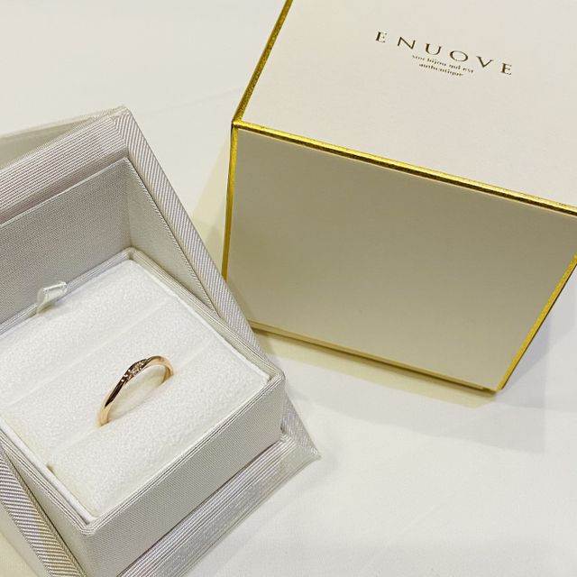【ENUOVE(イノーヴェ)の口コミ】 いろいろなブランドの指輪があり、お店にある全ての指輪を見せてもらい、…