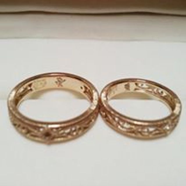 【ケイウノ ブライダル(K.UNO BRIDAL)の口コミ】 まず、ディズニーが好きだったので、刻印が入れられるこちらのブランドに…