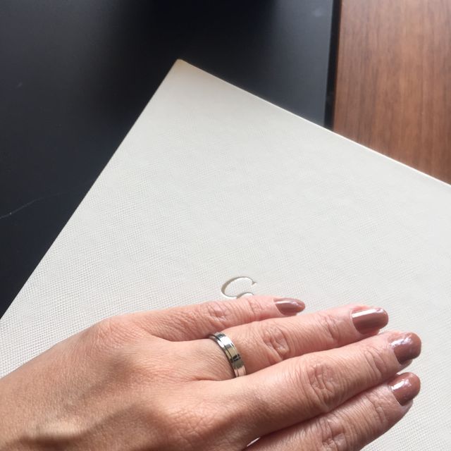 【カルティエ(Cartier)の口コミ】 以前よりマリッジリングはカルティエで と考えていましたが、いかにもカル…