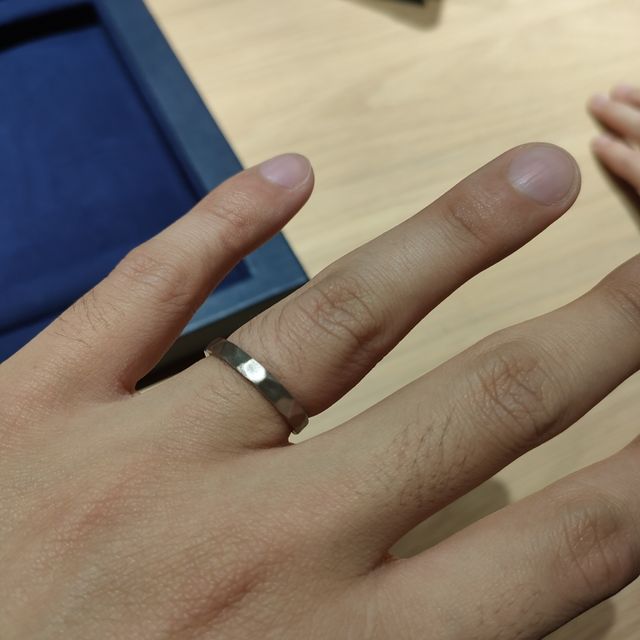 【voulez vous(ヴーレ・ヴー)の口コミ】 ハーフでデザインを変更することができ、使用するシーンに合わせて、簡単…