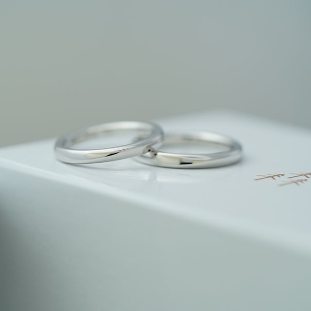 【THREE TREES(スリーツリーズ)の口コミ】 シンプルかつ自分達の個性が出せるような結婚指輪を作りたいと考えていた…