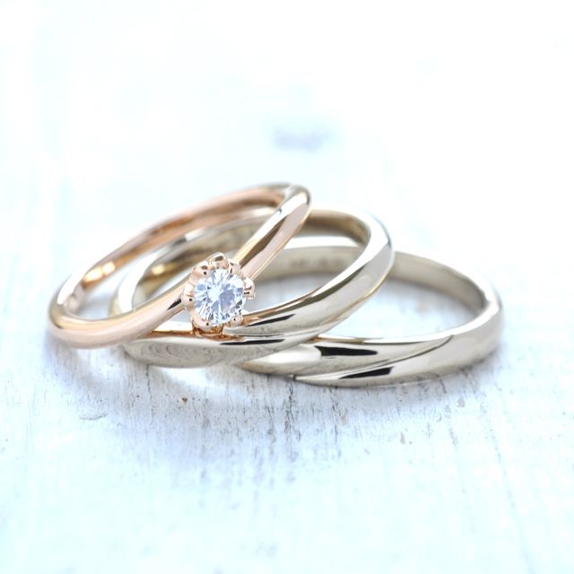 【湘南彫金工房 andfuseの口コミ】 2人で1緒に決められるところがいいなと思いました。
自分でデザインを決め…