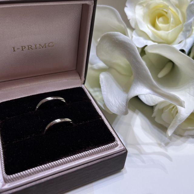 【アイプリモ(I-PRIMO)の口コミ】 シンプルの指輪を探してて、他には無いくらい輝いてて一目惚れしてかいま…
