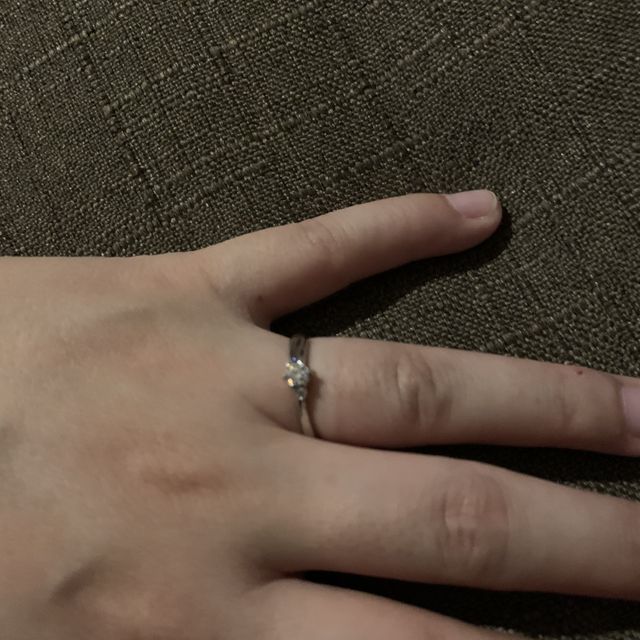 【アイプリモ(I-PRIMO)の口コミ】 今回、婚約指輪を探しており、他の店もまわっていましたが、アイプリモに…