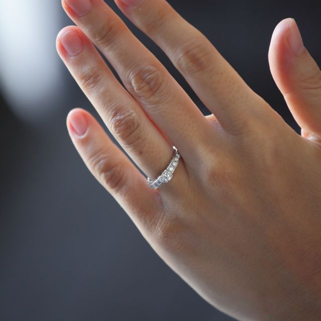 【ブルガリ(BVLGARI)の口コミ】 デザインがとても素敵でほぼ一目惚れだったので、購入することに決めまし…