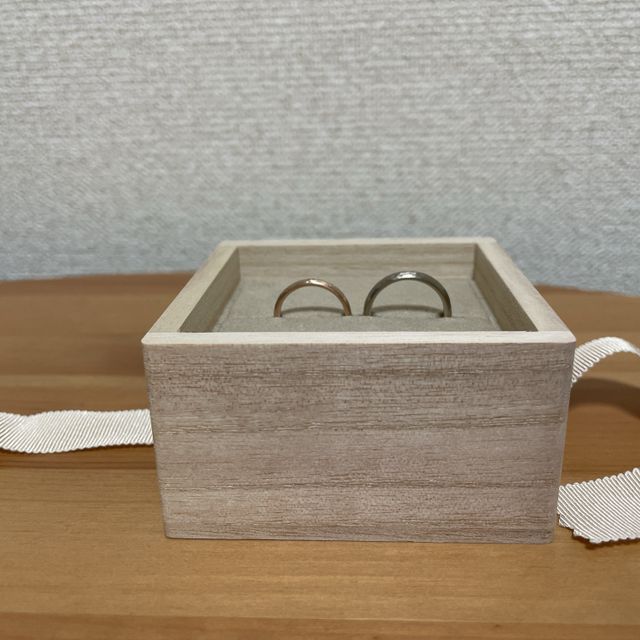 【YUKA HOJO(ユカホウジョウ)の口コミ】 好みのブランドが入ってい為。
温かみがあるデザイン、つけ心地もよかった…