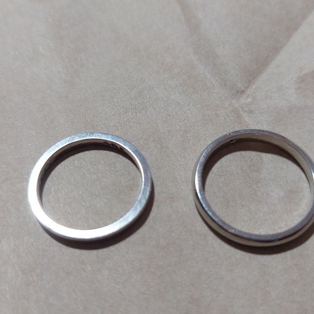 【鎌倉彫金工房の口コミ】 新郎がプレゼントしてくれた婚約指輪購入と同じところにしました。彼がサ…