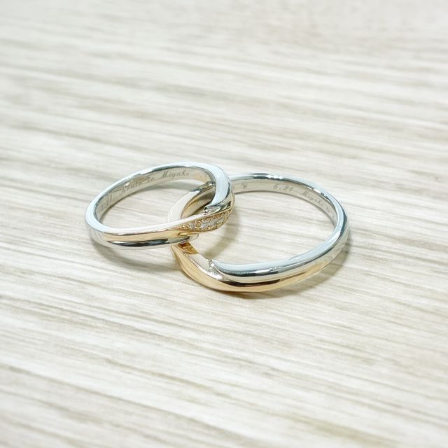 【銀座ダイヤモンドシライシの口コミ】 他のお店も見回りましたが、プラチナとピンクゴールドのコンビという点と…