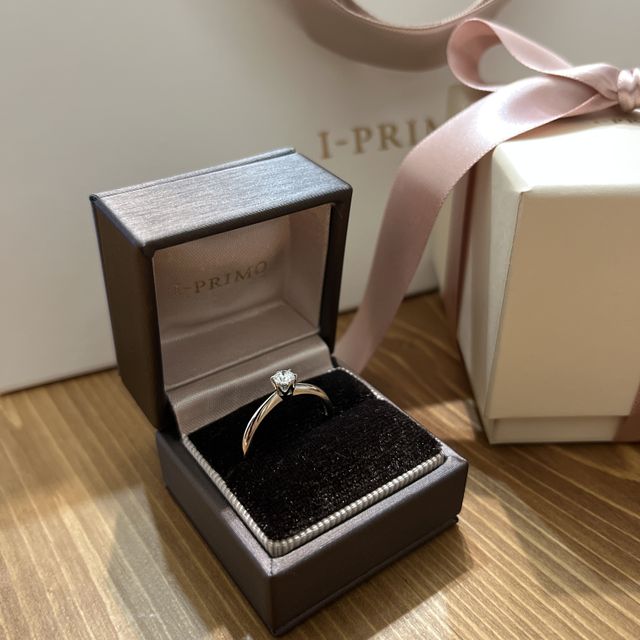 【アイプリモ(I-PRIMO)の口コミ】 シンプルなデザインで決めました！たくさんのデザインの中から選ぶのは大…