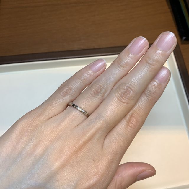 【LUCIE(ルシエ)の口コミ】 日常生活でずっとつけていたいので、シンプルで付け心地の良い指輪を2人で…