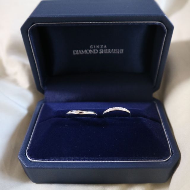 【銀座ダイヤモンドシライシの口コミ】 指輪のかたちと、付け心地が抜群でした！

お互い好みがバラバラなので、…