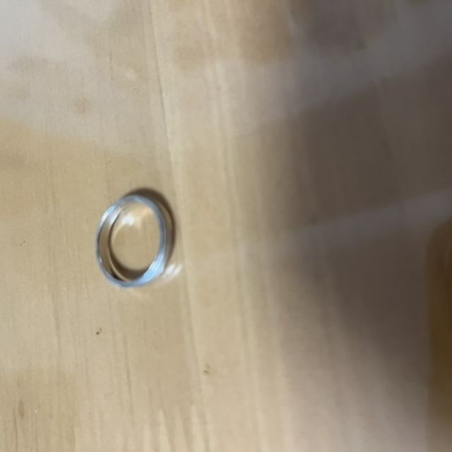 【銀座ダイヤモンドシライシの口コミ】 まずシンプルは絶対でした！飽きがこないのが良かったので。あとは、見え…