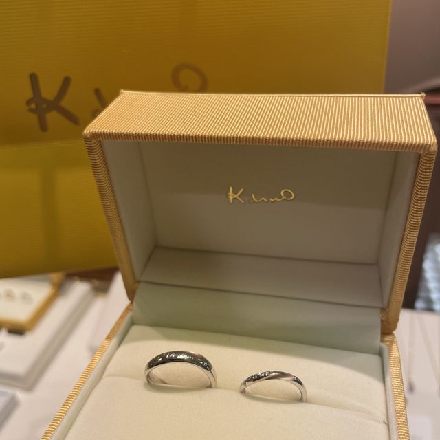 【ケイウノ ブライダル(K.UNO BRIDAL)の口コミ】 シンプルながら私たちの想いが込められたデザインを作っていただけました…