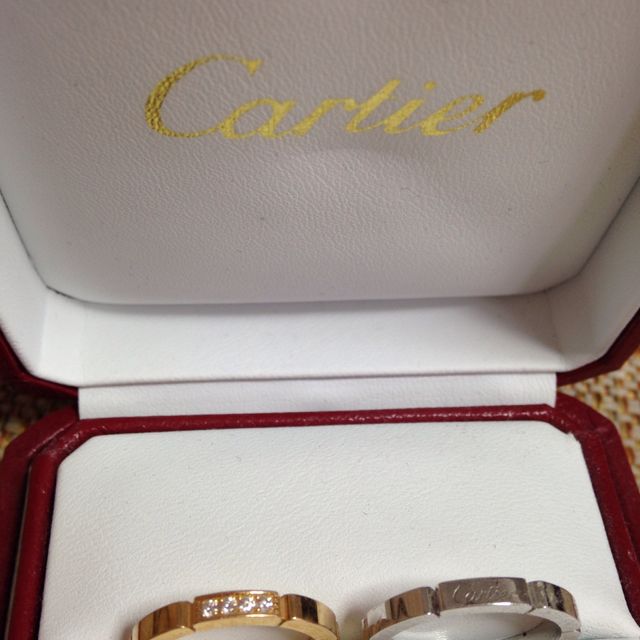 【カルティエ(Cartier)の口コミ】 ピンクゴールドにダイヤがキラキラしているのが気に入り、購入決定しまし…