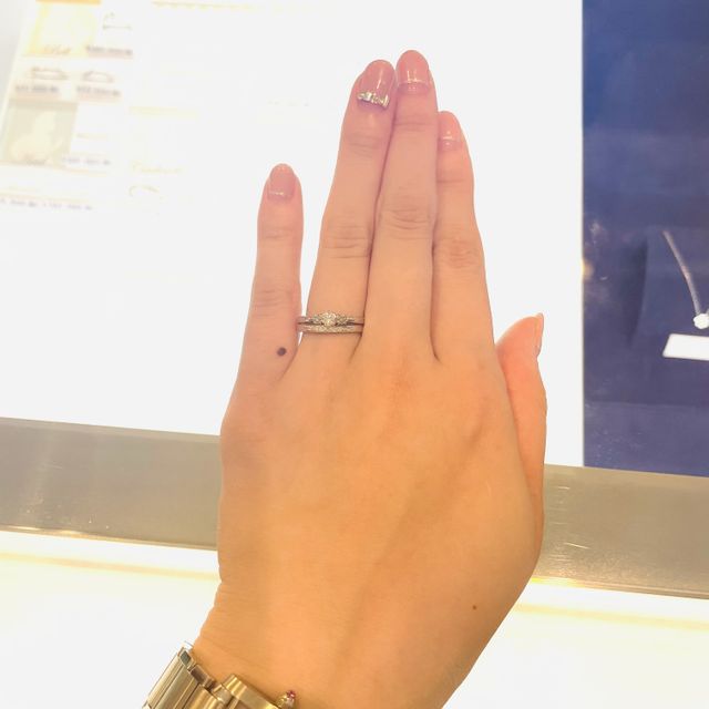 【サマンサティアラブライダル(Samantha Tiara Bridal)の口コミ】 ディズニーコラボをしていて、写真はシンデレラデザインなのですが、とっ…