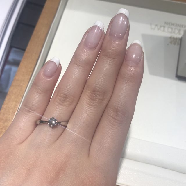 【エクセルコダイヤモンド(EXELCO DIAMOND)の口コミ】 デザインは可愛いものが多かったです。写真の指輪もダイヤが映え、大きく…