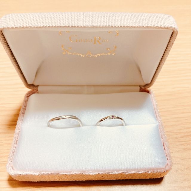 【Ginza Rim(銀座リム)の口コミ】 結婚指輪の雑誌を見ていて、ピンクダイヤモンドがいいなと思い始め、探し…