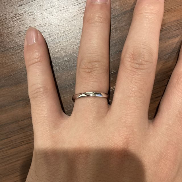 【4℃ BRIDAL(ヨンドシーブライダル)の口コミ】 自分たちにしっかりとくるデザインが見つかったため。また、品質も非常に…