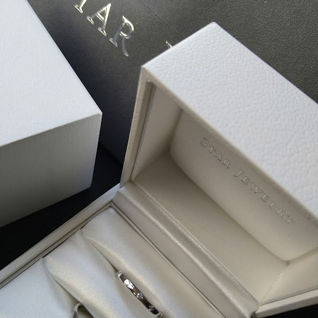 【STAR JEWELRY(スタージュエリー)の口コミ】 試着したときから違和感なくずっとつけていられたし、旦那ともつけ心地が…
