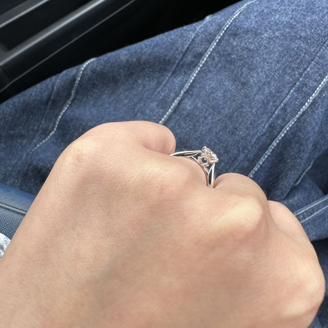 【銀座ダイヤモンドシライシの口コミ】 ダイヤの品質が他店よりも良かった。
3店舗がシライシさんで、ダイヤにつ…