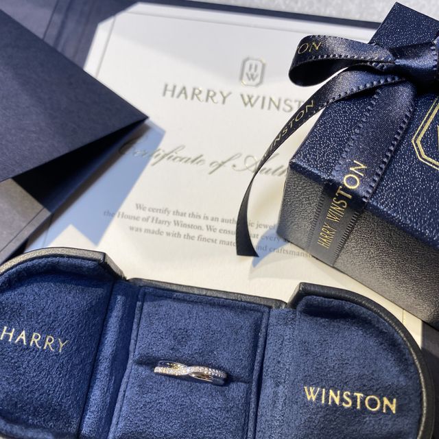 【ハリー・ウィンストン(Harry Winston)の口コミ】 婚約指輪よりも着用回数が多い結婚指輪を先に決めたいと思い、婚約指輪を…