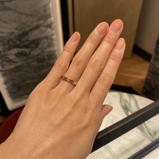 【ブシュロン(BOUCHERON)の口コミ】 こちらの指輪はブシュロンの中ではそこまで有名ではないかもしれませんが…