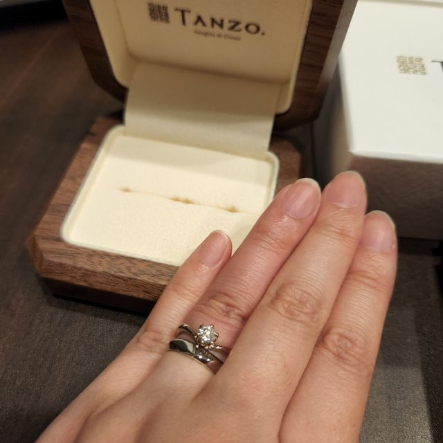 【TANZO.(鍛造指輪)の口コミ】 鍛造製法であることと、品質がしっかりしていることが最初の条件でした。…