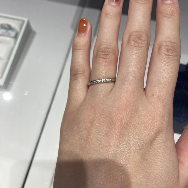 【銀座ダイヤモンドシライシの口コミ】 インターネットでみていて、これだ！と一目惚れしました。ハーフエタニテ…