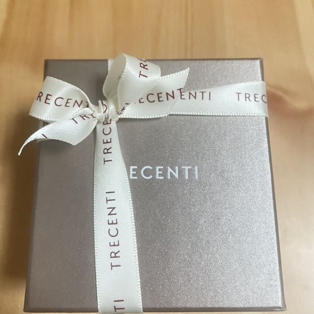 【TRECENTI(トレセンテ)の口コミ】 ダイヤモンドの留め具が1番目立たないのがトレセンテさんでした。何店舗か…
