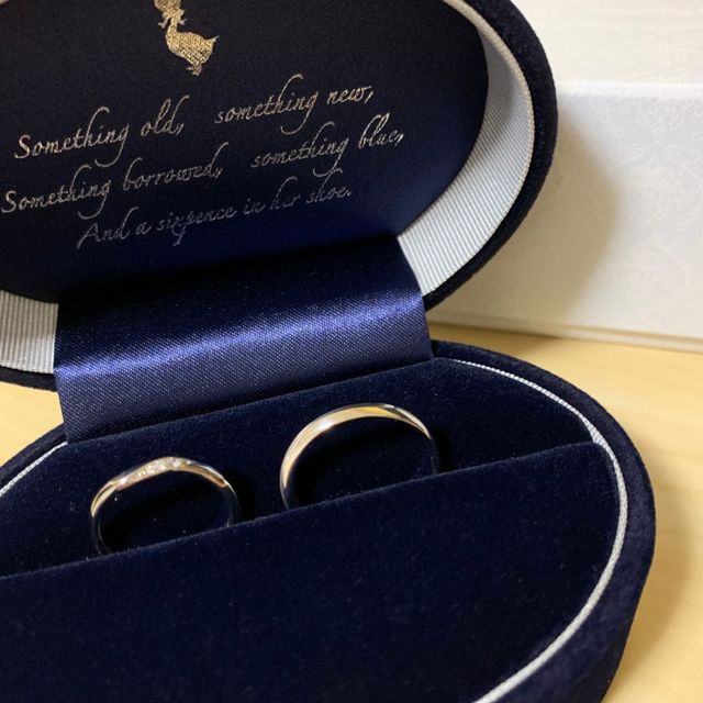 【Something Blue(サムシングブルー)の口コミ】 シンプルなデザインがいいね。と来店する前は2人で話をしていましたがそれ…