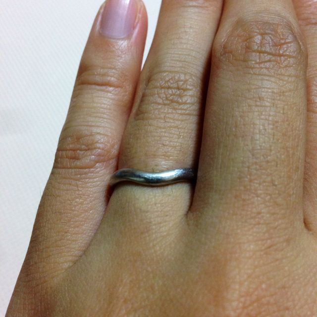 【ティファニー(Tiffany & Co.)の口コミ】 まず、ブランドはティファニーで、と決めていました。そして実際の店舗へ…