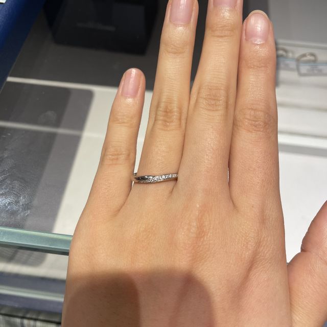 【銀座ダイヤモンドシライシの口コミ】 しっかりとしたアフターサービスとデザインそして、価格も良かったので決…