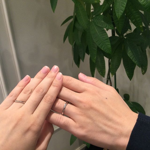 【Foulason(フレゾン)の口コミ】 いろいろなデザインを試着させていただいて、1番自分達にあうと思いました…