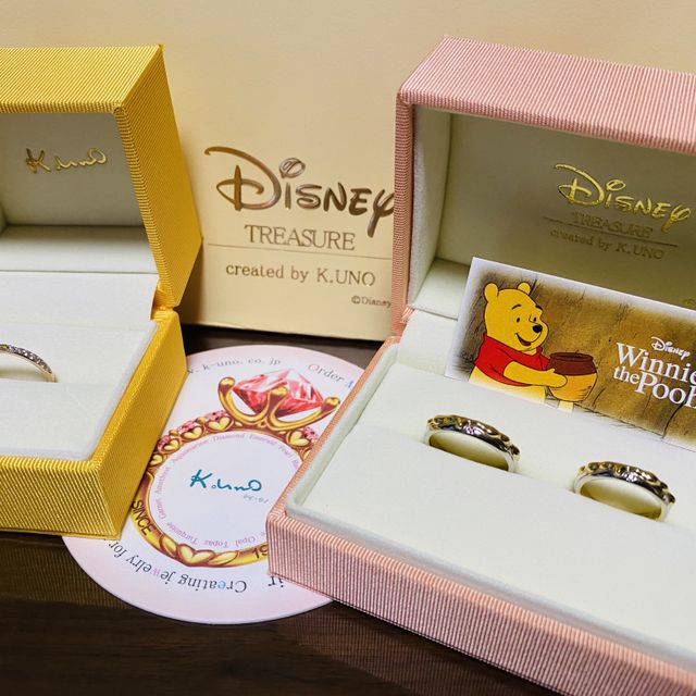 【ケイウノ ブライダル(K.UNO BRIDAL)の口コミ】 プロポーズが8月2日ではちみつの日ということと、指輪選びをしていたとき…