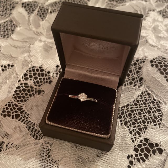 【アイプリモ(I-PRIMO)の口コミ】 デザインが気に入ったのと、ダイヤの質、サイズ変更などができるなどのア…