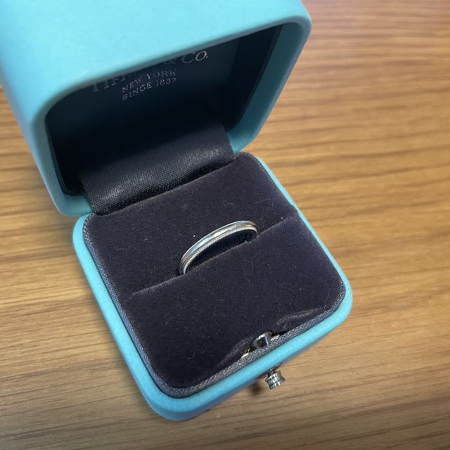 【ティファニー(Tiffany & Co.)の口コミ】 結婚指輪はミルグレインにしようと決めていました。他のジュエリーショッ…