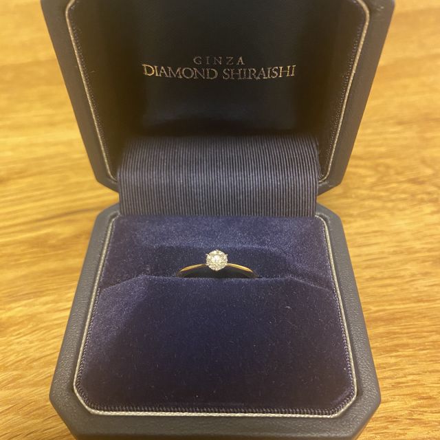 【銀座ダイヤモンドシライシの口コミ】 華やかな指輪よりもシンプルでさりげないお洒落、自分に似合う指輪が良い…