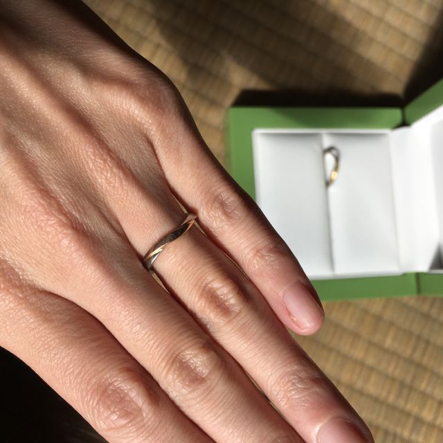 【LAPAGE(ラパージュ)の口コミ】 宝石をつけずにシンプルなものを希望していました。
宝石がない代わりに、…